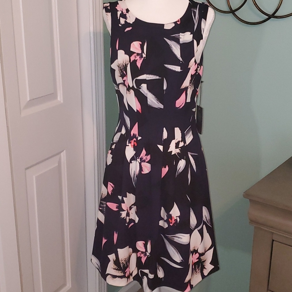 Vince Camuto Dress